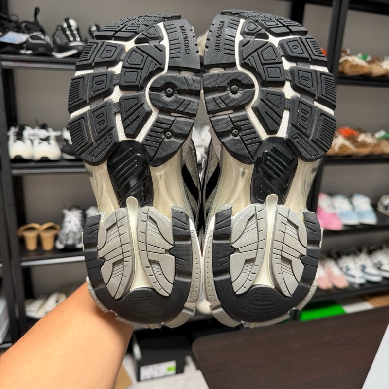 Balenciaga巴黎世家runner黑白做舊運動鞋 36碼-5