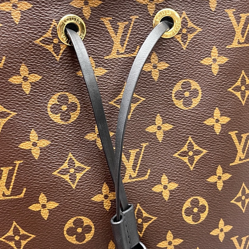 LV 路易威登 老花拼黑抽繩水桶包-5