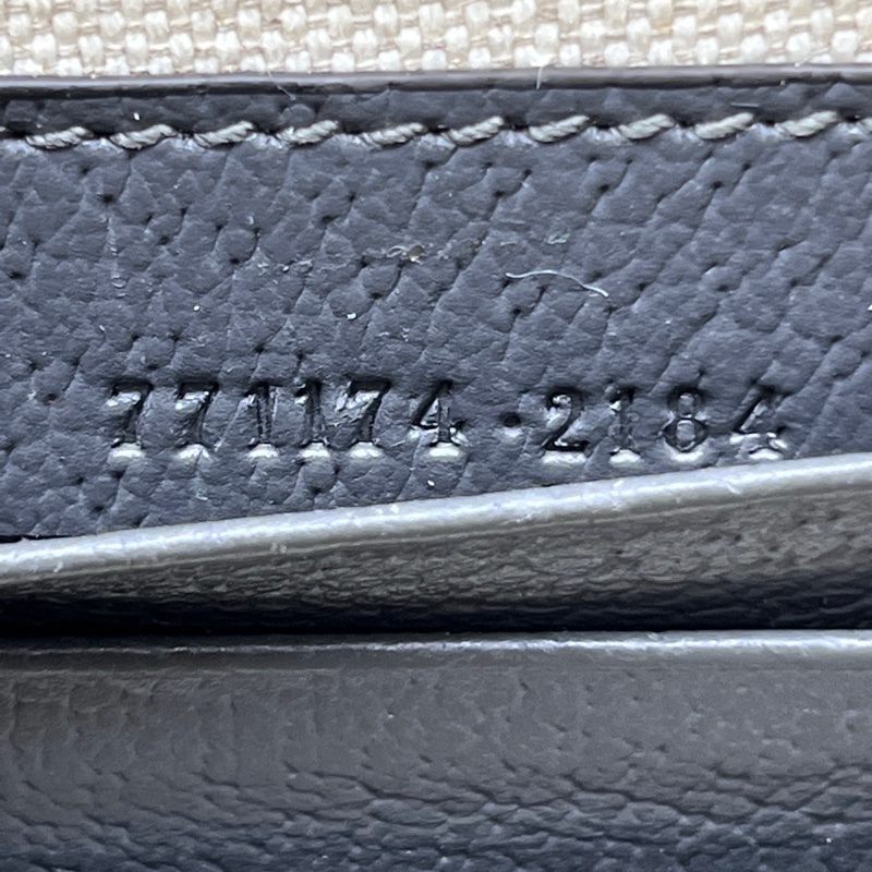 GUCCI 灰色老花ophidia系列相機包-7