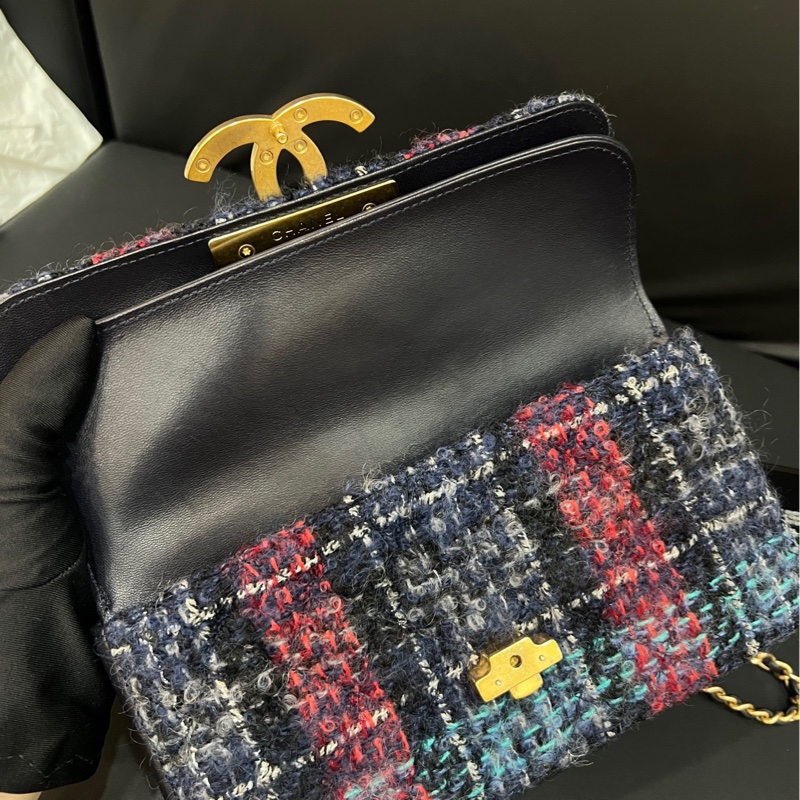 chanel粗花呢雙層大logo金鍊包cf 26開有卡  成色如圖-5