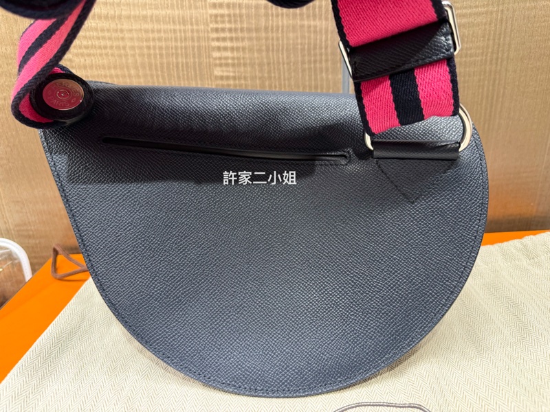 Hermes (2023年購入B刻)98新閒置 Petite Course月亮馬鞍包-6