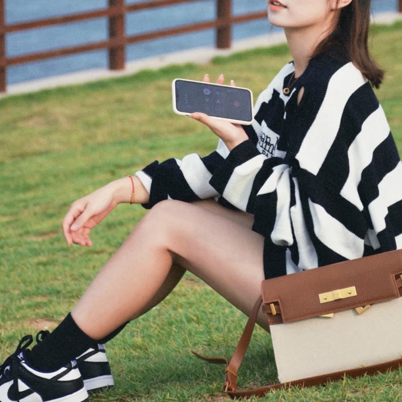 【Kelly平替🤭6折買YSL✨大全套有盒‼️】Saint Laurent經典郵差包 棕色拼帆布-3