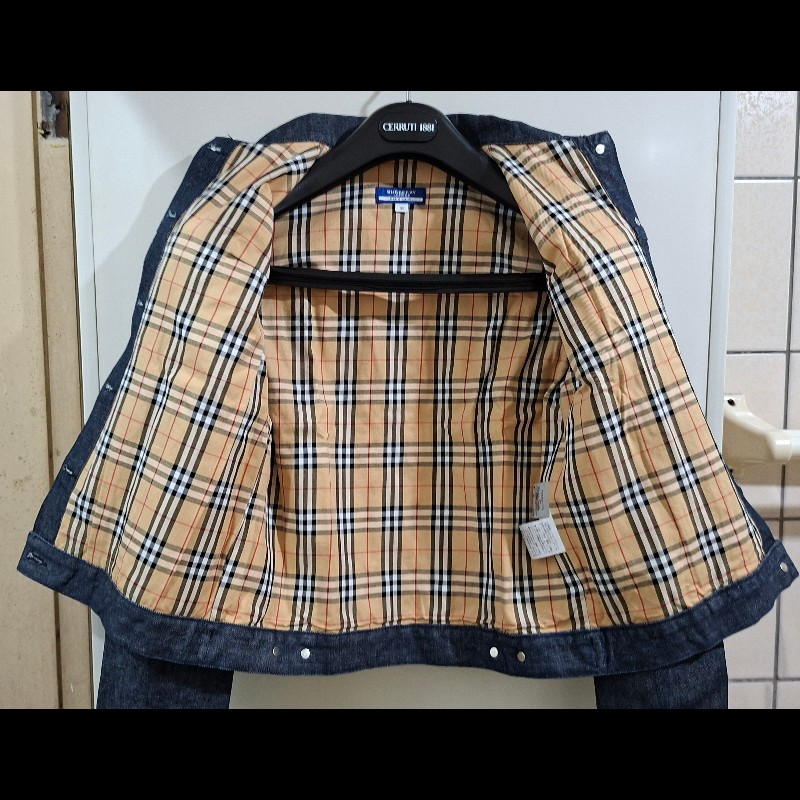 原價6萬9／近新／Burberry 女神外套／可双面穿-0