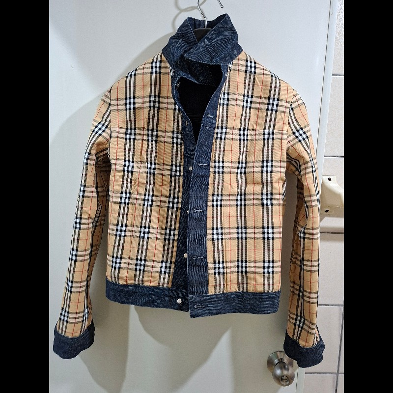原價6萬9／近新／Burberry 女神外套／可双面穿-3