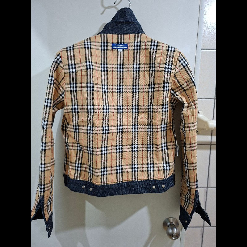 原價6萬9／近新／Burberry 女神外套／可双面穿-4