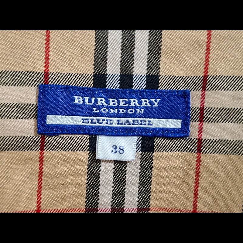 原價6萬9／近新／Burberry 女神外套／可双面穿-17