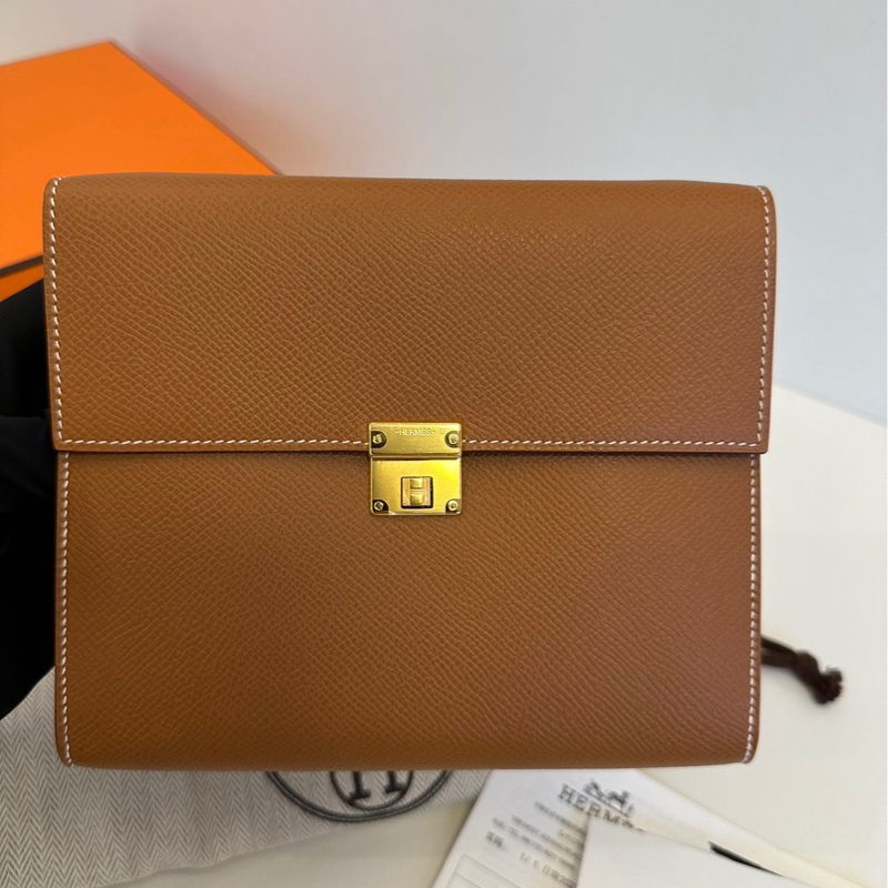 🌈Hermes🧡Clic 16🧡金棕金扣🌟全新有單有盒🌈🌟Epsom皮🌟Stamp B🌟原貼膜在🌟閑置🌟clic16🌟Clic🌟hermeswallet🌟愛馬仕🌟-1