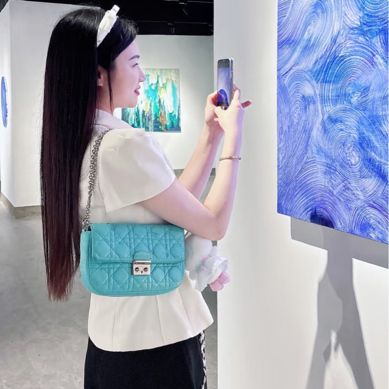 【清爽冰藍💠夏日之選✨價錢超優惠‼️】Dior miss dior 藤格鏈條包 蒂芙尼藍 Tiffany blue-2