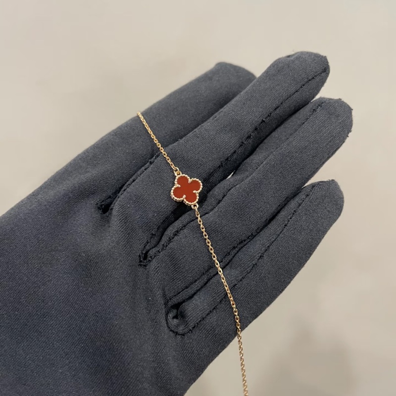 【發財幸福紅石❤️有盒有保卡✨】VCA 梵克雅寶 玫瑰金 紅玉髓 小花手鍊-2