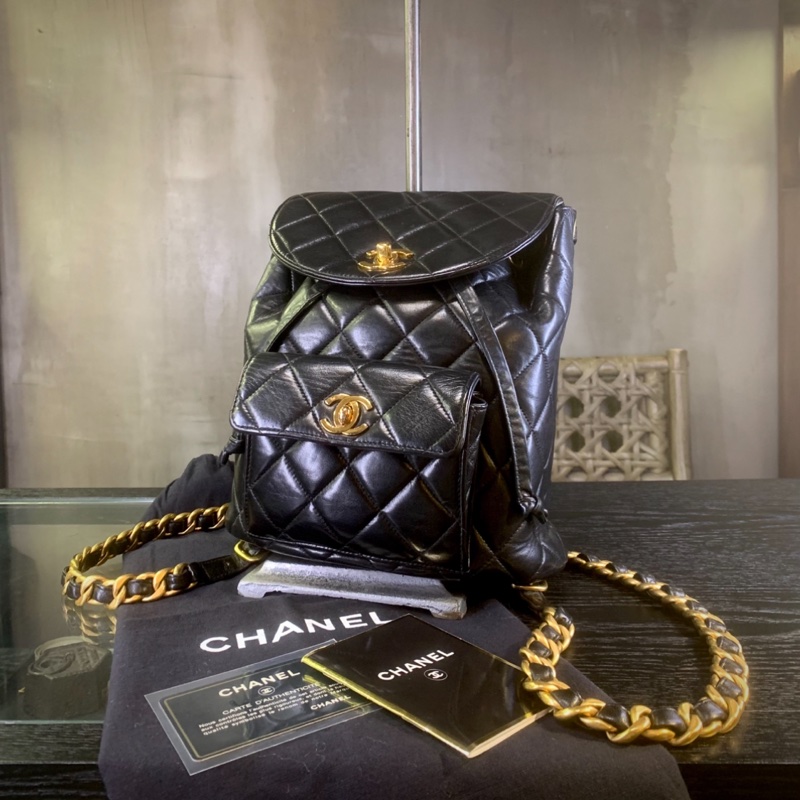Chanel Vintage Classic 24k Gold-Plate Duma Double Turn-lock Black Lambskin Backpack 香奈兒Duma經典雙CC鎖扣-0