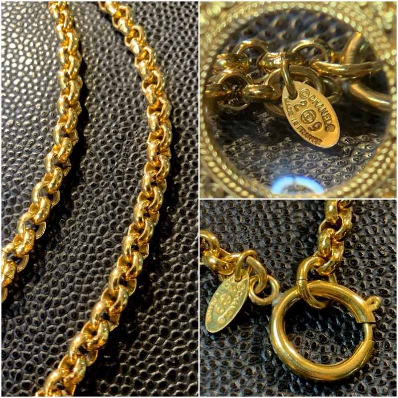 Gorgeous Chanel Vintage Gold Chain Necklace  香奈兒中古磨砂紋大CC頸鏈-3