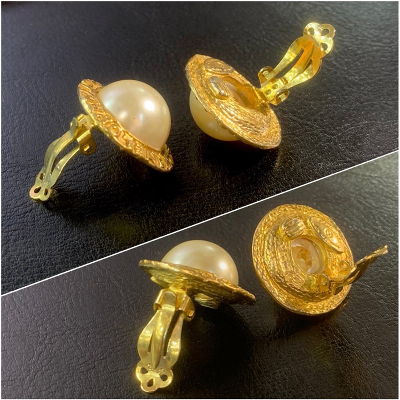 Chanel Vintage Earrings Gold Round White Costume Pearl Metal Ear Clips 香奈兒琉璃珍珠耳夾-3