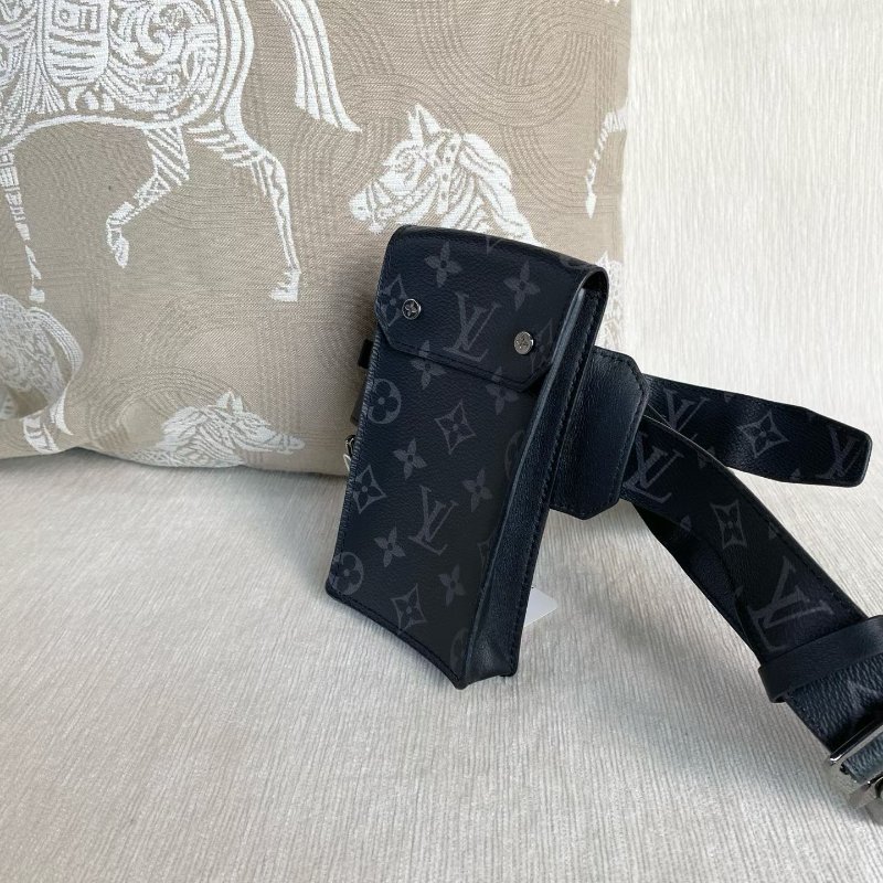 LV utility黑老花胸包腰包 9*17*3 98新配件可調節肩帶 塵袋-4