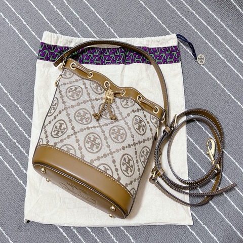Tory Burch 老花咖色水桶包