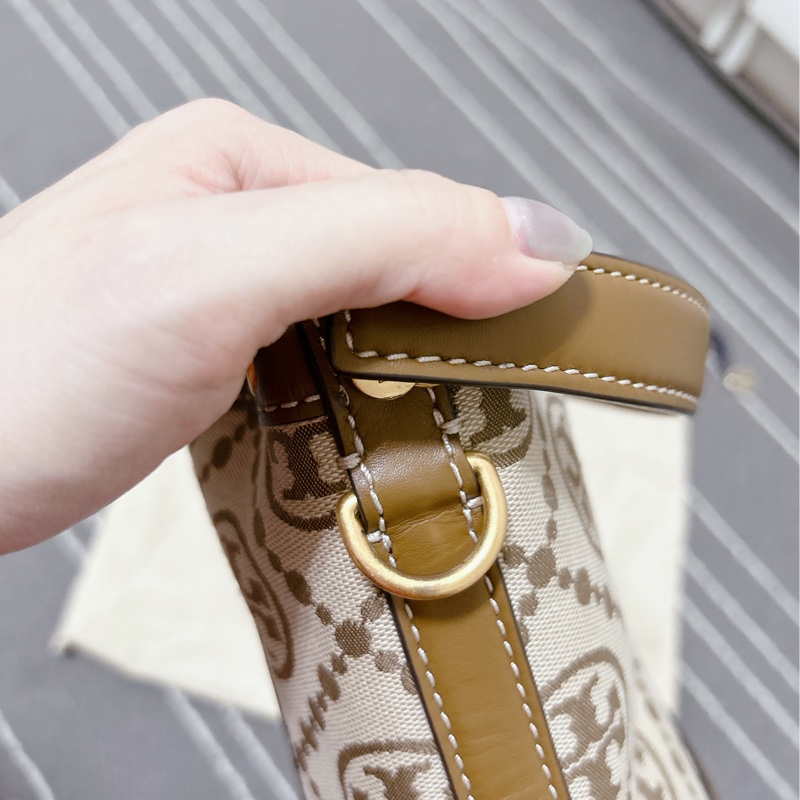 Tory Burch 老花咖色水桶包-16