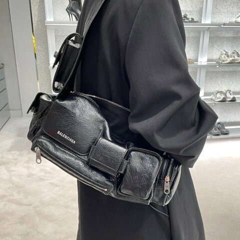 BALENCIAGA Superbusy黑銀油蠟皮肩背腋下包 30*12*13 98新配件盒子 塵袋