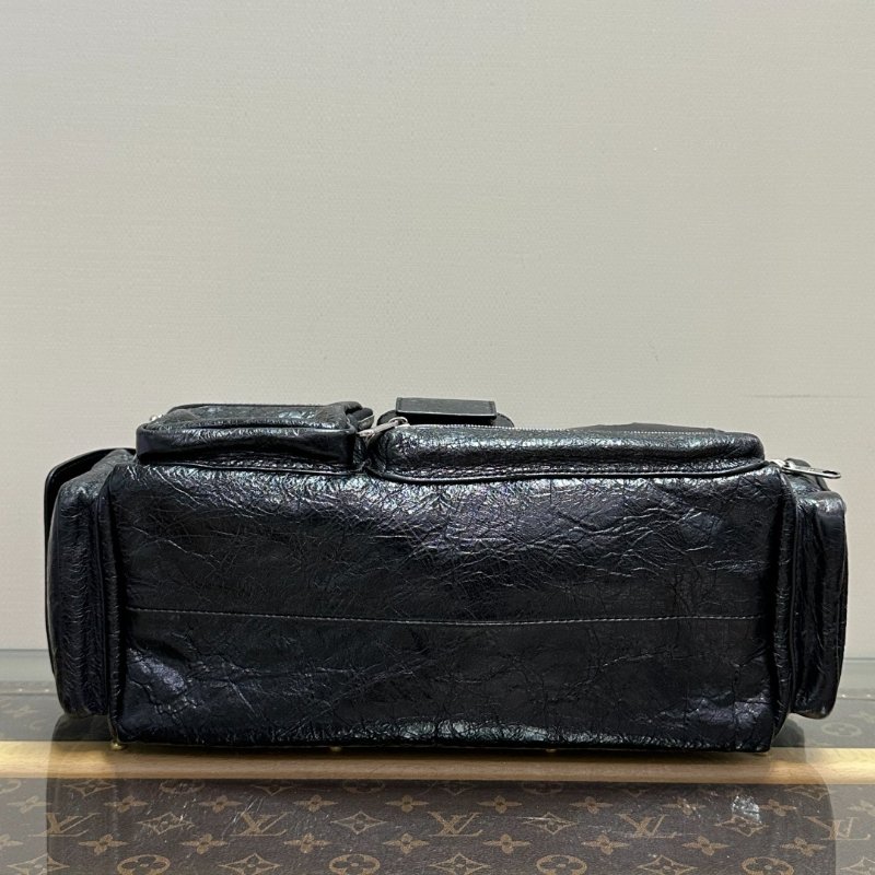 BALENCIAGA Superbusy黑銀油蠟皮肩背腋下包 30*12*13 98新配件盒子 塵袋-2
