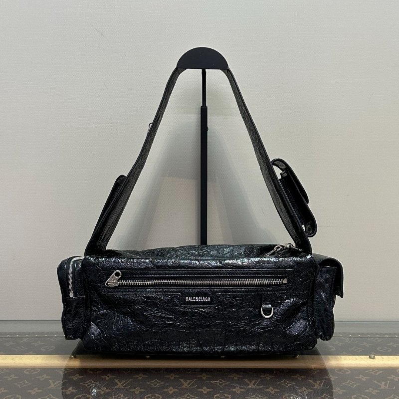 BALENCIAGA Superbusy黑銀油蠟皮肩背腋下包 30*12*13 98新配件盒子 塵袋-3