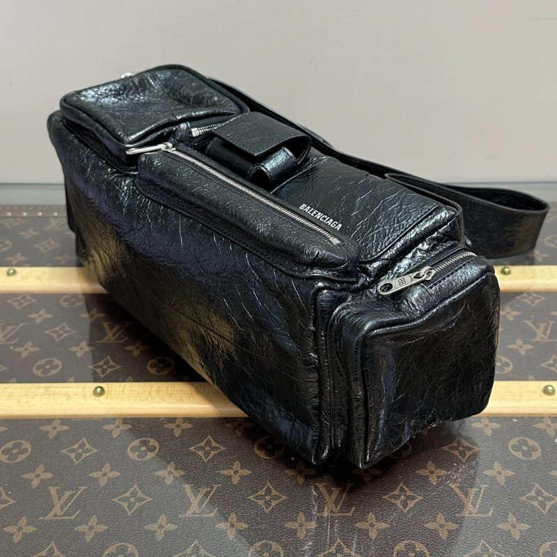 BALENCIAGA Superbusy黑銀油蠟皮肩背腋下包 30*12*13 98新配件盒子 塵袋-5