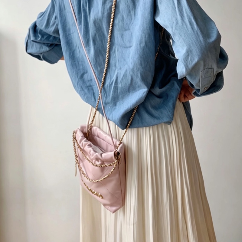 CHANEL香奈兒粉金22bagmini垃圾袋單肩斜挎包-17