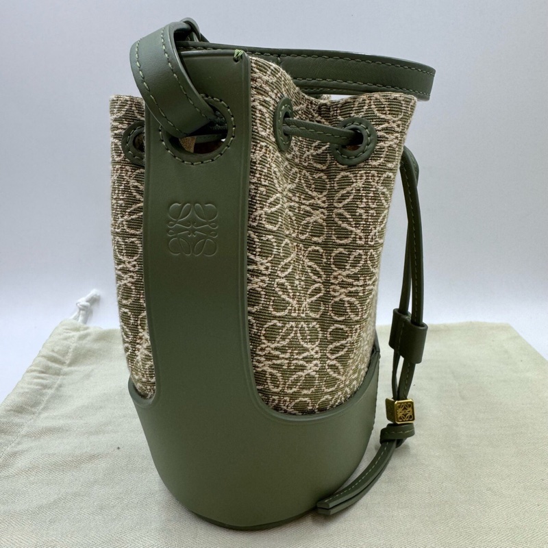 羅意威/Loewe 帆布拼皮Balloon水桶包綠色 底長18cm-2