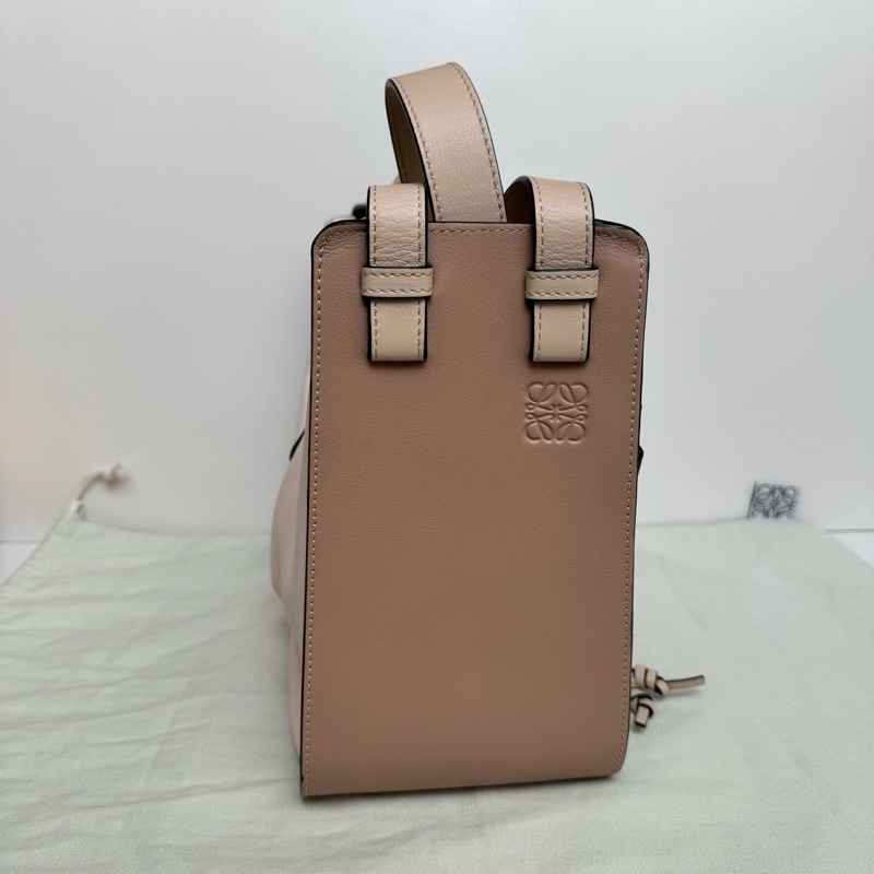 Loewe 羅意威 牛皮吊床包粉色拼色小號 底長26-1