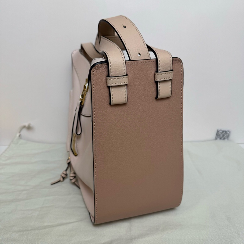 Loewe 羅意威 牛皮吊床包粉色拼色小號 底長26-2