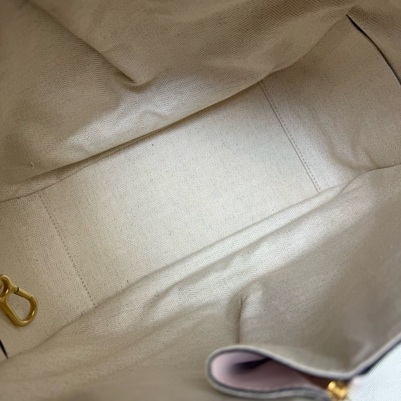 Loewe 羅意威 牛皮吊床包粉色拼色小號 底長26-7