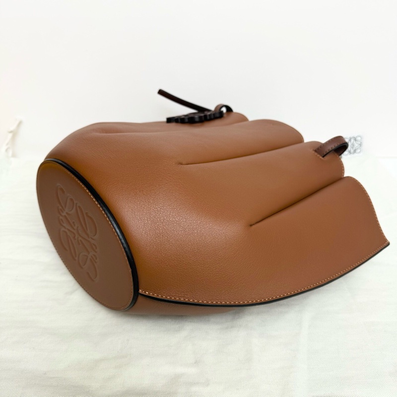 98-99新 Loewe 羅意威 牛皮shell tote貝殼包焦糖色 底長17cm-6