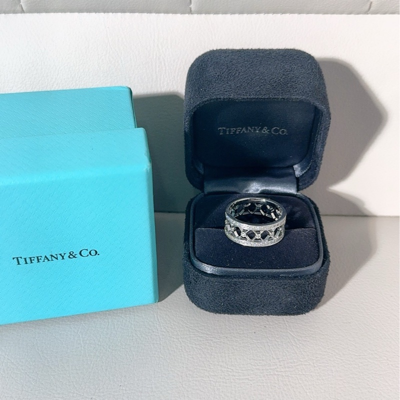 Tiffany蒂芙尼 白金滿鑽鏤空蕾絲花窗戒指,55號-2