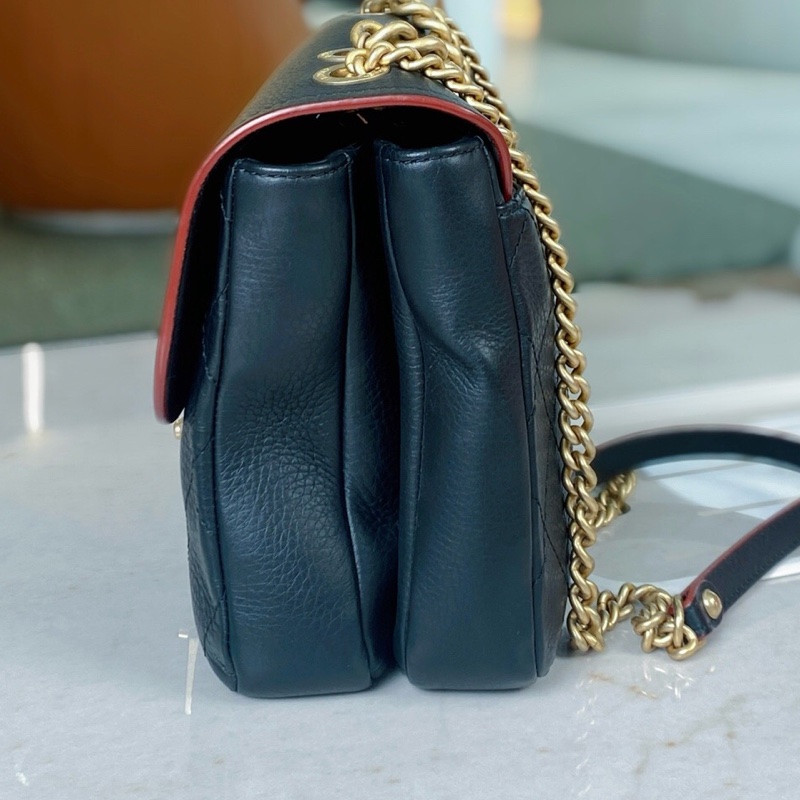 CHANEL 香奈兒 孟買系列黑金荔枝紋牛皮郵差包,-2