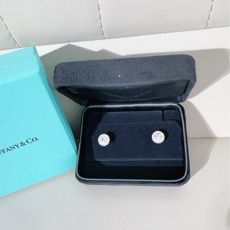 Tiffany蒂芙尼 Enchant Flower系列 PT950鉑金滿鑽花朵耳釘-1
