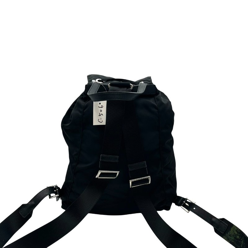 【美收精品】PRADA黑色後背包 C-506【隔月月中將轉賣至日本 上架期限30天】-1