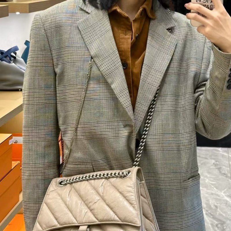 Balenciaga Crush中號鏈條包 奶茶色 銀扣32*22*12 98新配件塵袋-0