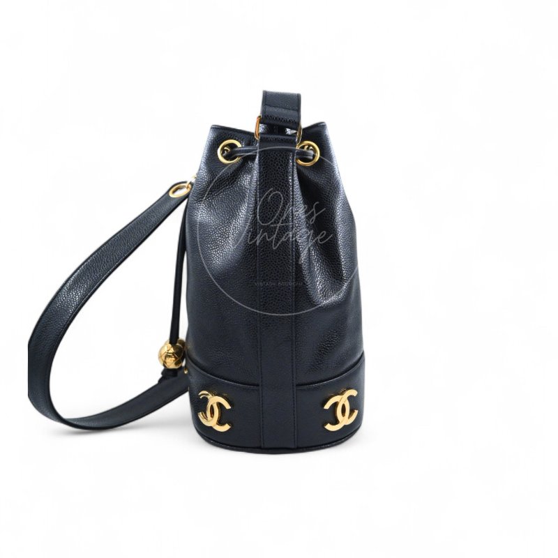 中古 Chanel 香奈兒 復古 雙C標誌 黑色 荔枝皮 魚子醬皮革 抽繩 水桶包-1