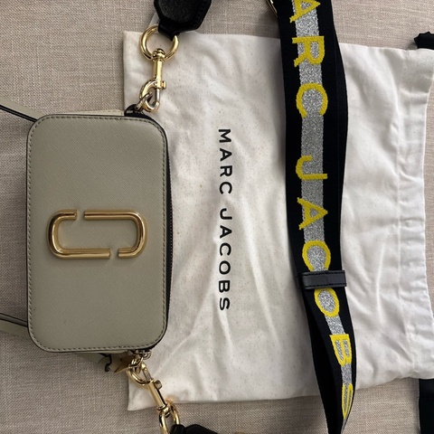 MARC JACOBS 相機包