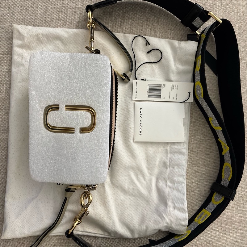 MARC JACOBS 相機包-5