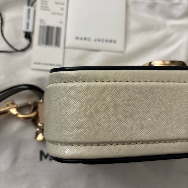 MARC JACOBS 相機包-8