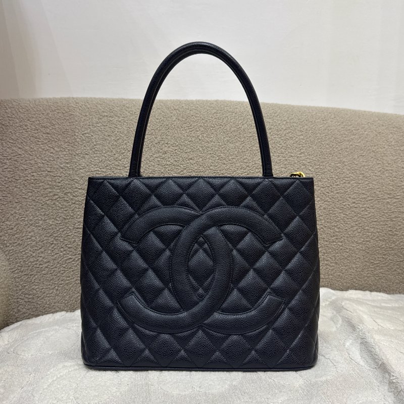 中古 Chanel 香奈兒 黑色 荔枝皮 魚子醬皮革 復古 圓牌托特包-0