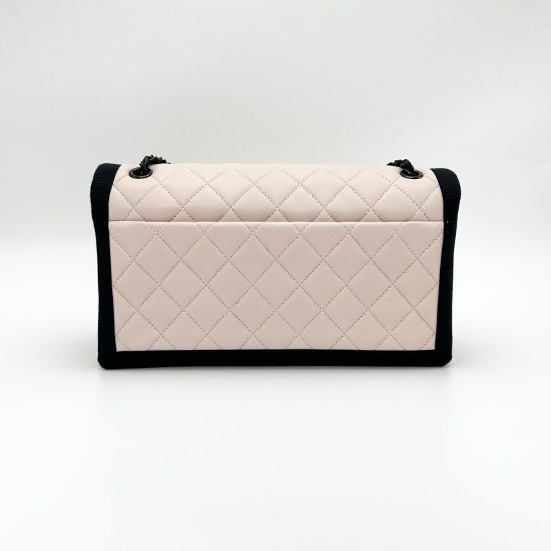 CHANEL 黑粉色肩背斜背包26.5*14*8 98新配件塵袋保卡-4