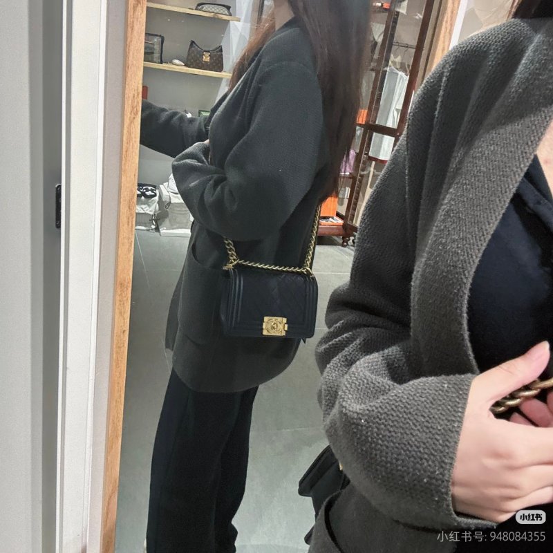 CHANEL 黑金 Leboy小號肩背斜背包 20*12*7 99新配件塵袋-0