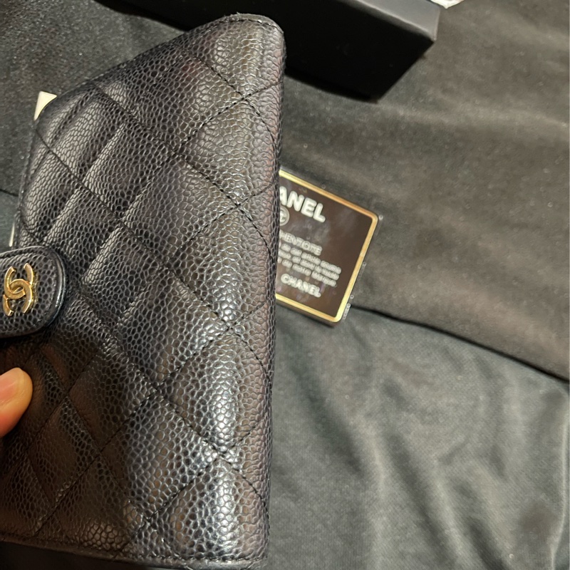 Chanel 香奈兒 19開金釦黑荔枝牛皮中夾-8