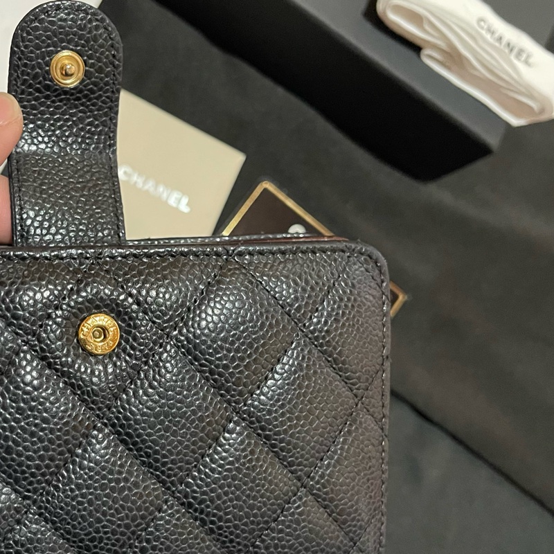 Chanel 香奈兒 19開金釦黑荔枝牛皮中夾-26