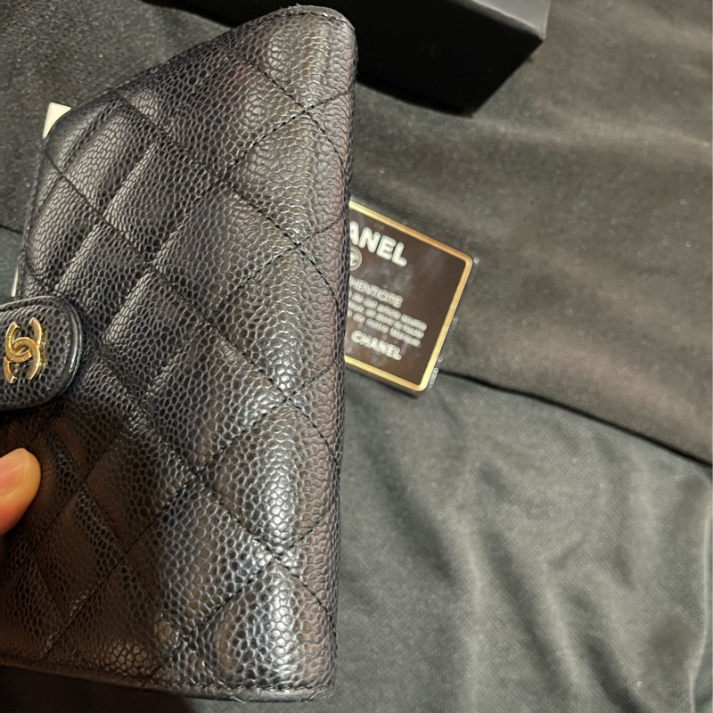 Chanel 香奈兒 19開金釦黑荔枝牛皮中夾-35
