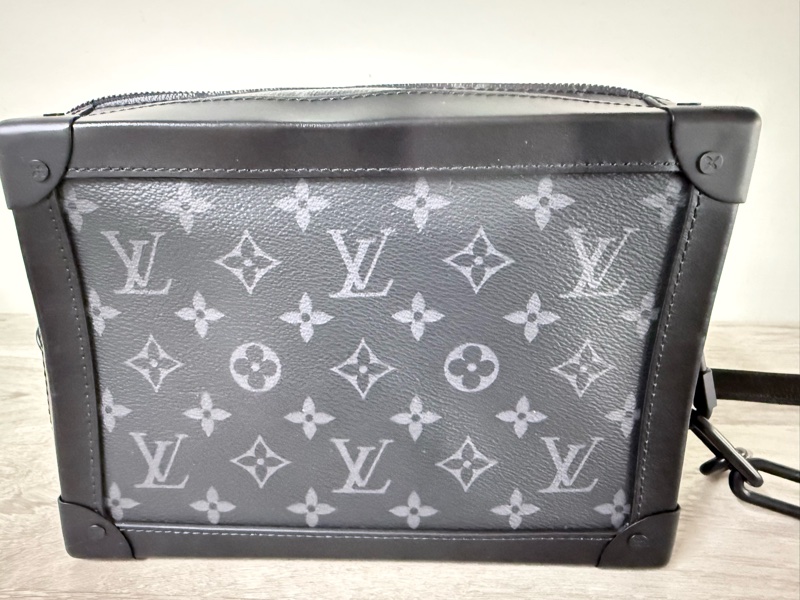 LV Louis Vuitton Soft Trunk Eclipse 黑灰老花斜背包✨👍-2