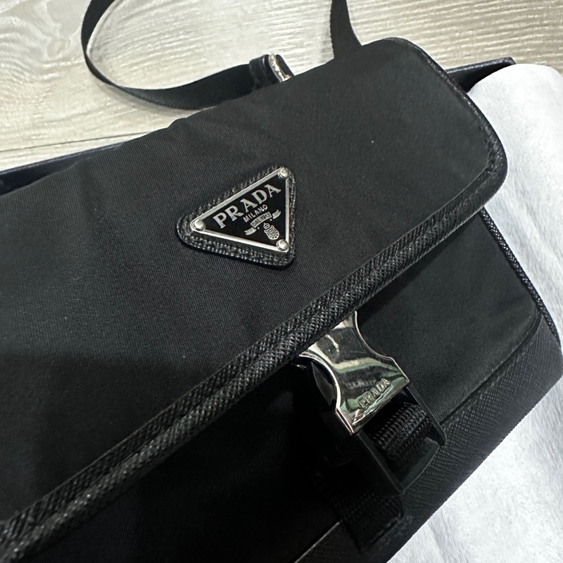 prada 尼龍側背小包 9成新-12