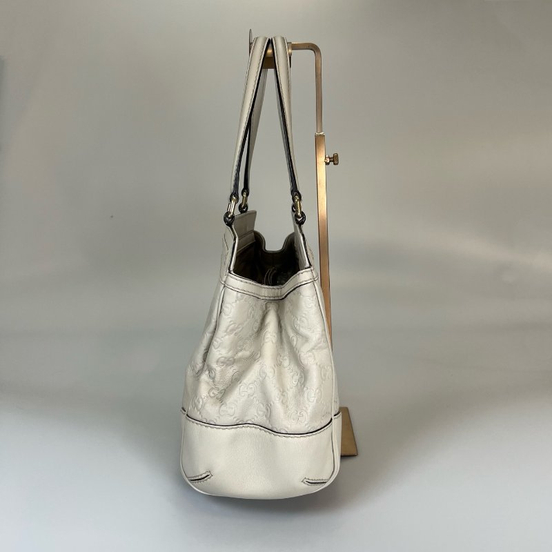 GUCCI 257063 灰色牛皮壓紋肩背包-3