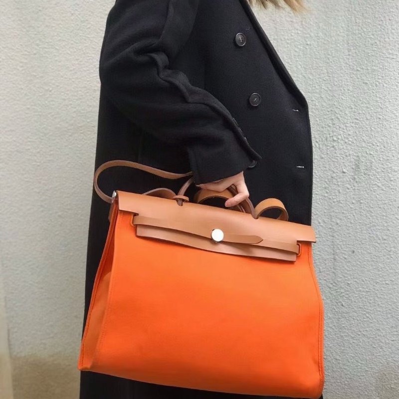 ️Hermes Herbag39 橙色拼金棕 銀扣 帆布拼皮 39*32*15 99新配件子袋 鑰匙 鎖-0
