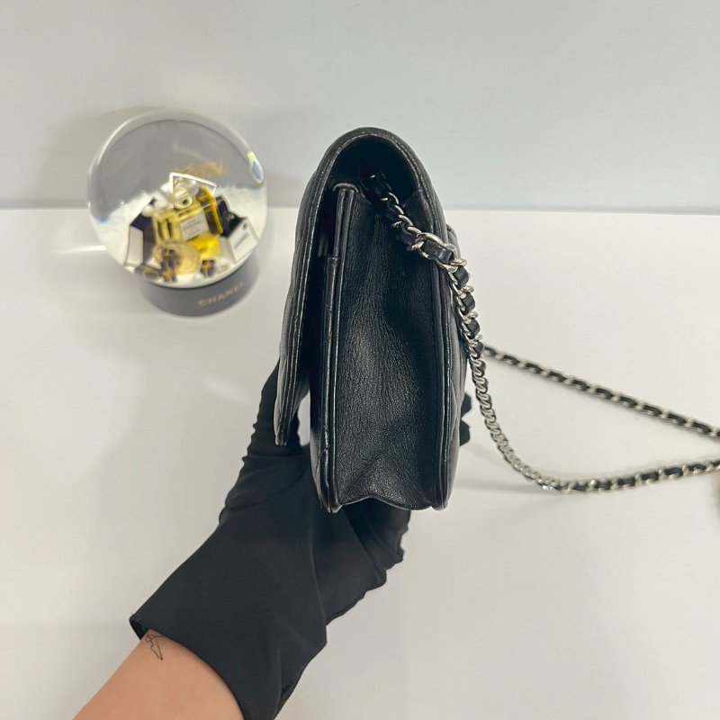 Chanel  WOC 黑銀-6