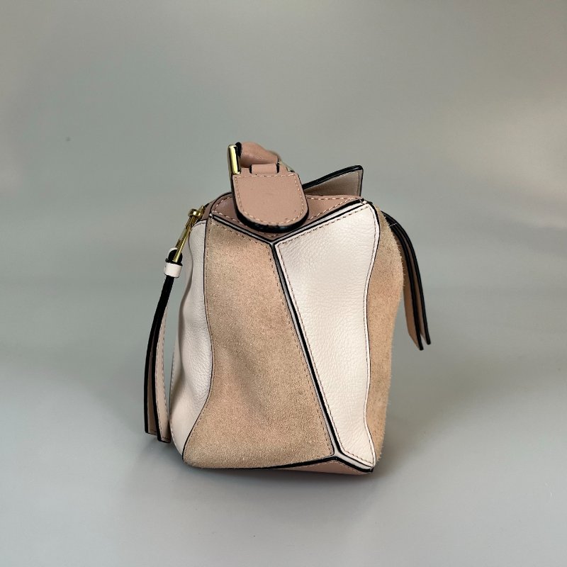 LOEWE 粉色PUZZLE 包小號-3